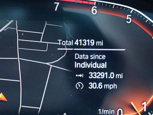 Used 2019 BMW 330i xDrive Sedan w/ Convenience Package image 32