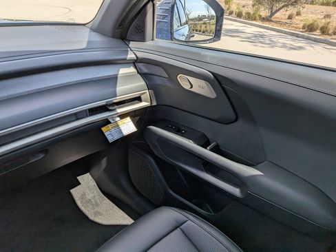 New 2027 Kia Telluride S image 21