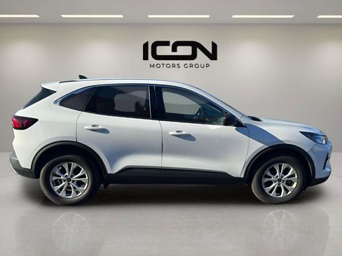 Used 2023 Ford Escape Active image 7