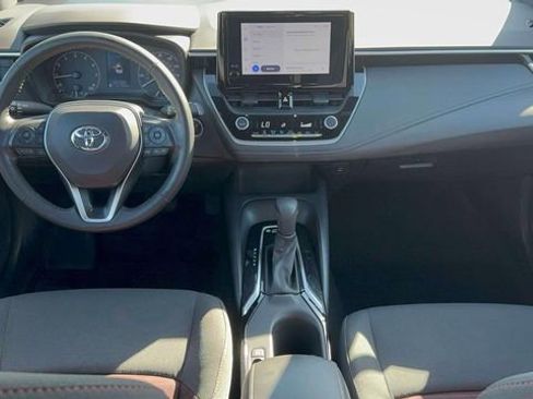 Used 2023 Toyota Corolla SE FWD image 11