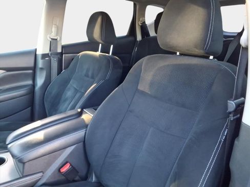 Used 2020 Nissan Murano SV image 9