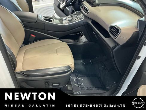 Used 2022 Hyundai Santa Fe SEL w/ Convenience + Premium Package FWD image 15