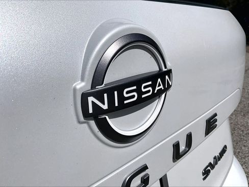 Used 2024 Nissan Rogue SV AWD/4WD image 33
