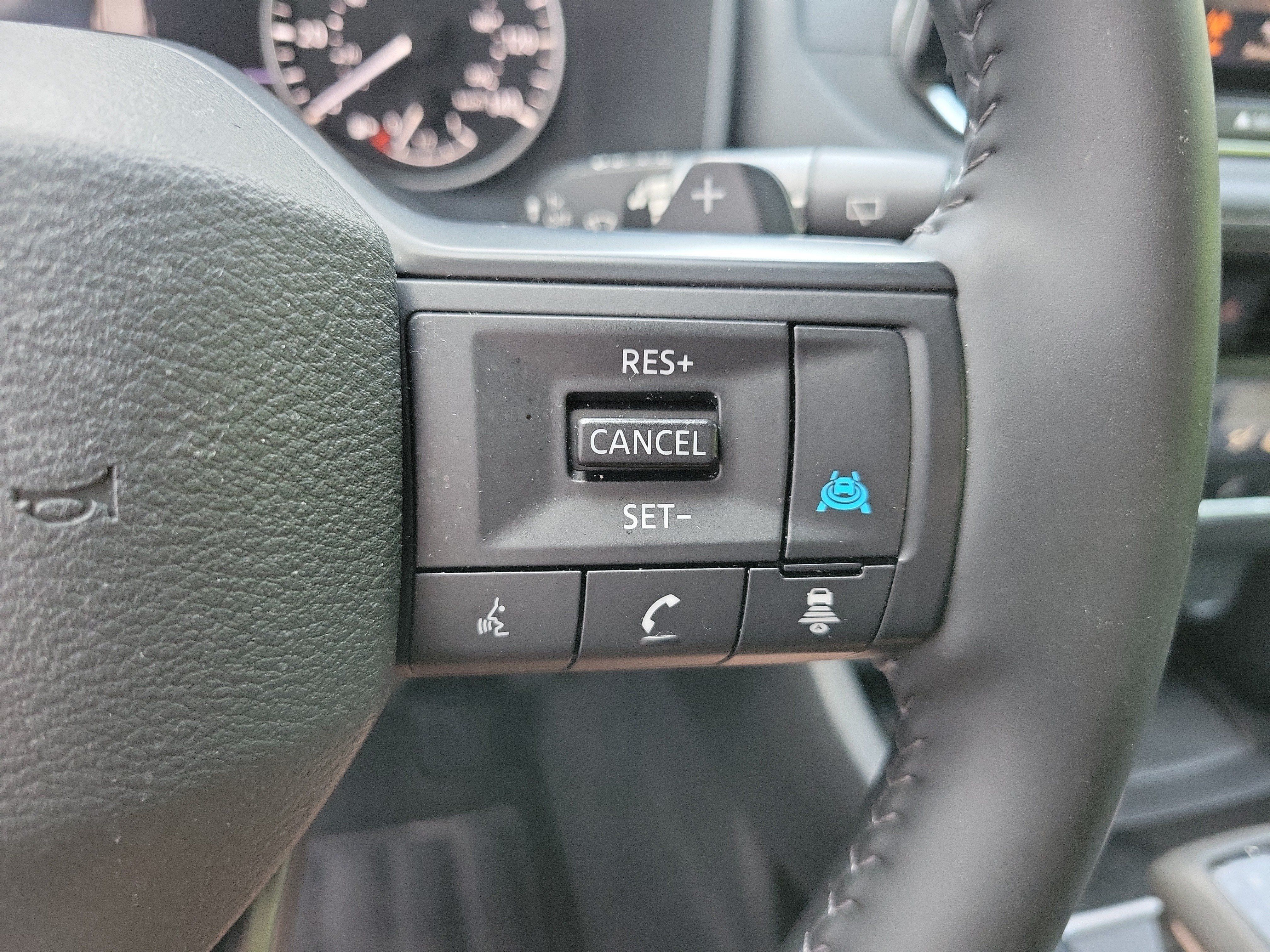Used 2026 Nissan Rogue Dark Armor FWD image 22