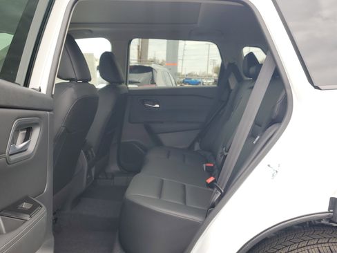 New 2026 Nissan Rogue SV image 8