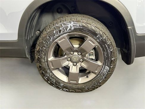 Certified 2024 Honda Ridgeline TrailSport image 28