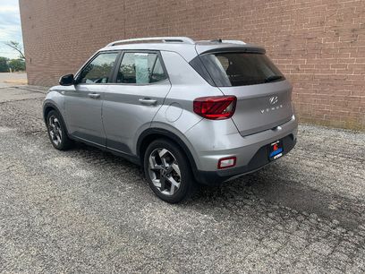 Used 2025 Hyundai Venue SEL