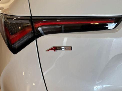 New 2026 Acura ADX A-Spec image 5