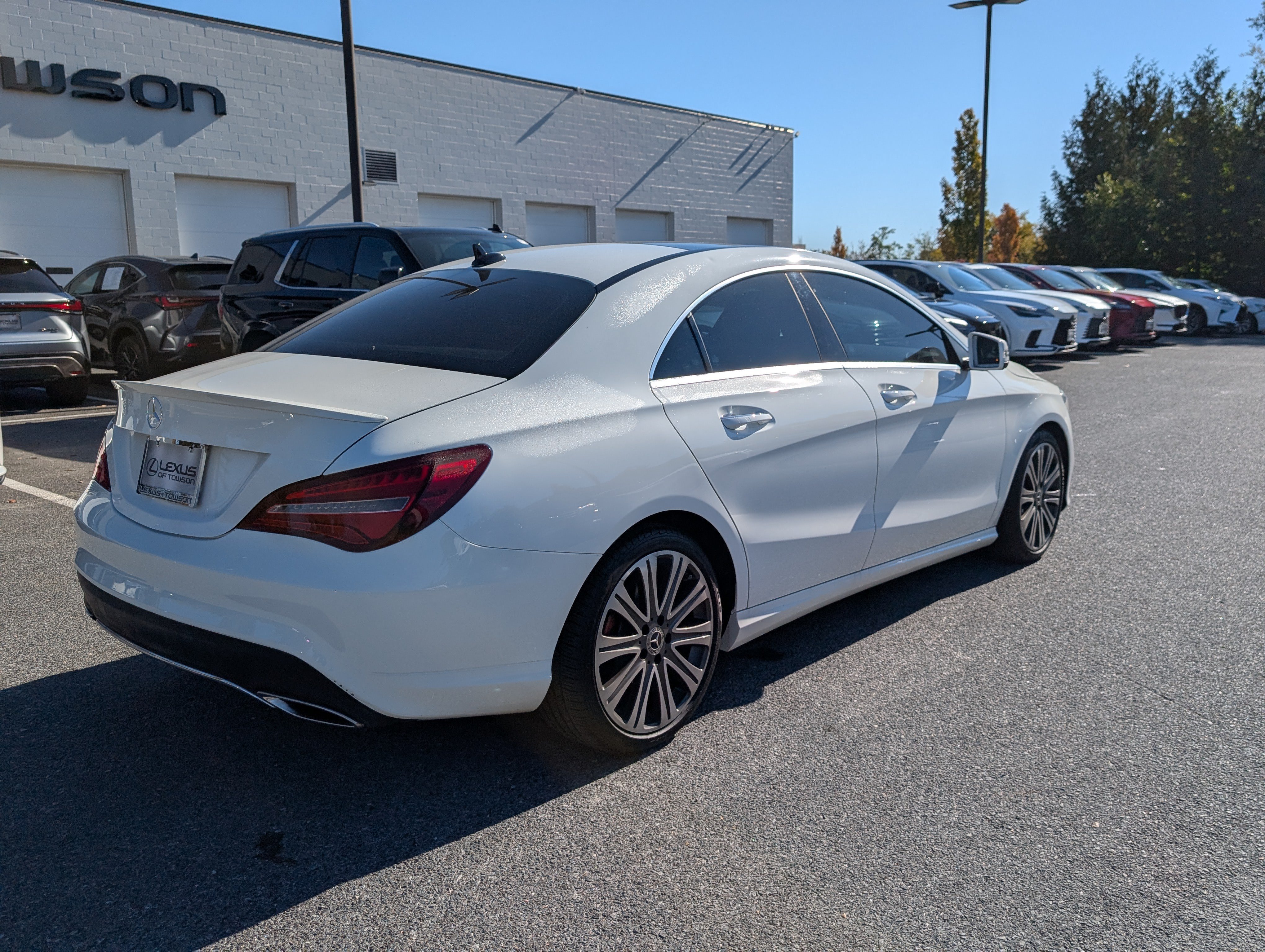 Used 2018 Mercedes-Benz CLA 250 4MATIC image 3