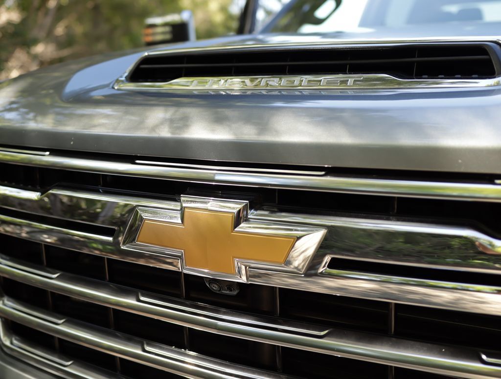 Used 2024 Chevrolet Silverado 2500 High Country w/ High Country Premium Package AWD/4WD image 38