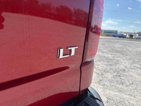 Used 2024 Chevrolet Silverado 2500 LT w/ Convenience Package image 16