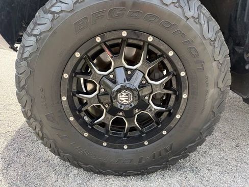 Used 2017 Toyota 4Runner TRD Off-Road Premium image 7