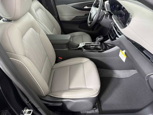 New 2026 Buick Envista Avenir image 11