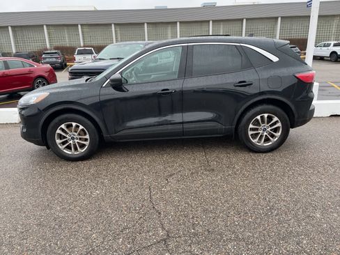 Certified 2022 Ford Escape SE image 7
