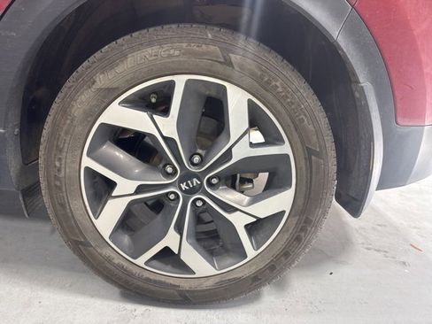 Used 2021 Kia Sportage EX image 9