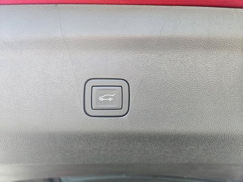 New 2026 GMC Yukon XL Elevation w/ Elevation Premium Package RWD image 9