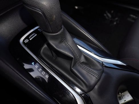 Certified 2024 Toyota Corolla SE image 17