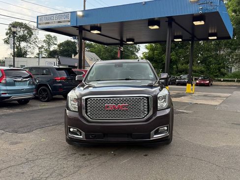 Used 2015 GMC Yukon XL Denali w/ Touring Package image 8