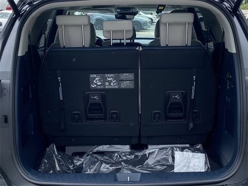 New 2026 Kia Carnival SX image 8