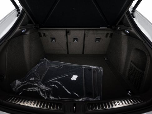 New 2026 Porsche Macan AWD/4WD image 26