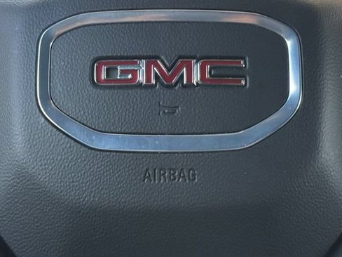 Used 2024 GMC Sierra 1500 AT4 w/ Technology Package AWD/4WD image 13