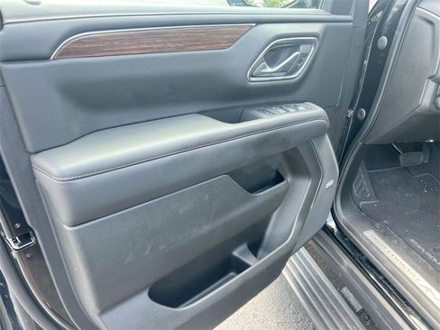 Certified 2023 Chevrolet Suburban High Country image 22