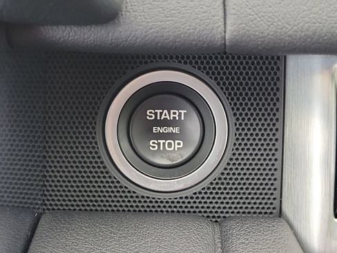 Used 2017 Land Rover Range Rover AWD/4WD image 31