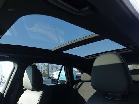 Used 2026 Mercedes-Benz GLC 300 GLC 300 image 41