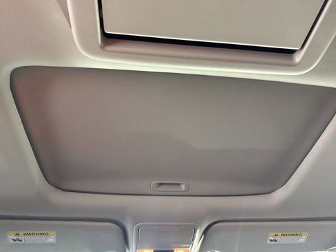 Certified 2025 Honda Odyssey Elite image 29