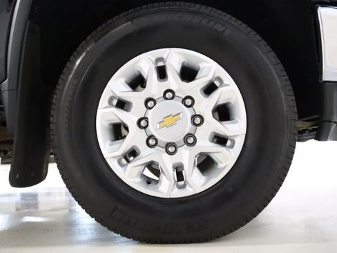 Used 2022 Chevrolet Silverado 2500 LT w/ Convenience Package AWD/4WD image 81