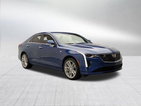 Used 2020 Cadillac CT4 Premium Luxury image 3