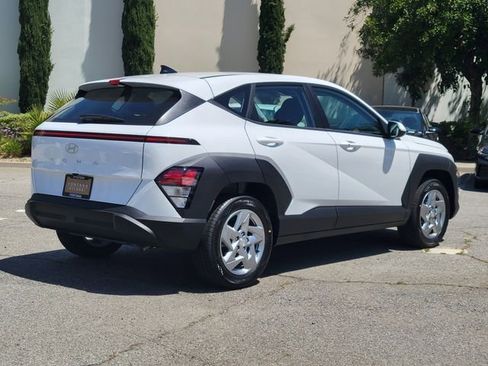 New 2026 Hyundai Kona SE FWD image 4