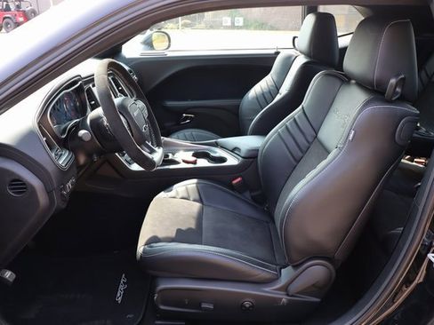 Used 2023 Dodge Challenger SRT Hellcat Jailbreak image 12
