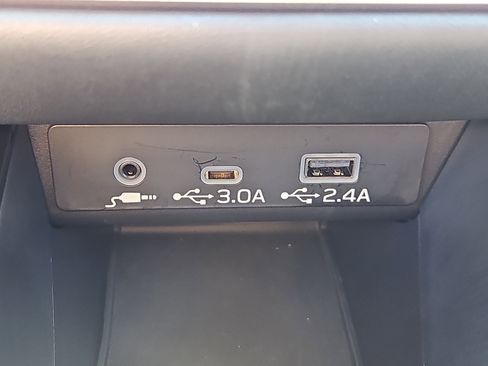 Certified 2025 Subaru Outback Limited AWD/4WD image 11