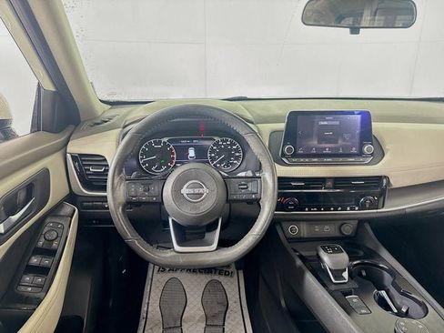 Used 2023 Nissan Rogue SV w/ SV Premium Package AWD/4WD image 19