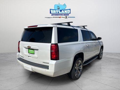Used 2019 Chevrolet Suburban Premier AWD/4WD image 5