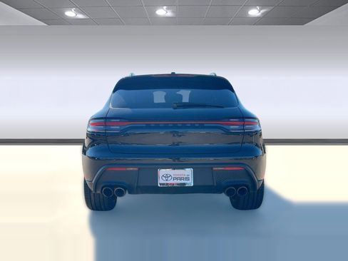 Used 2022 Porsche Macan S image 9