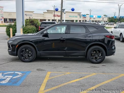 Used 2023 Chevrolet Blazer LT w/ Convenience Package AWD/4WD image 4