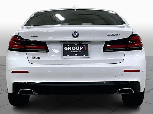 Used 2021 BMW 540i xDrive w/ Premium Package image 4