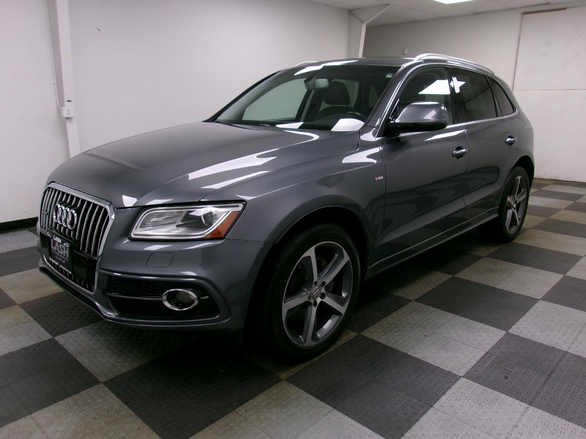 Used 2017 Audi Q5 3.0T Premium Plus w/ Technology Package AWD/4WD image 1