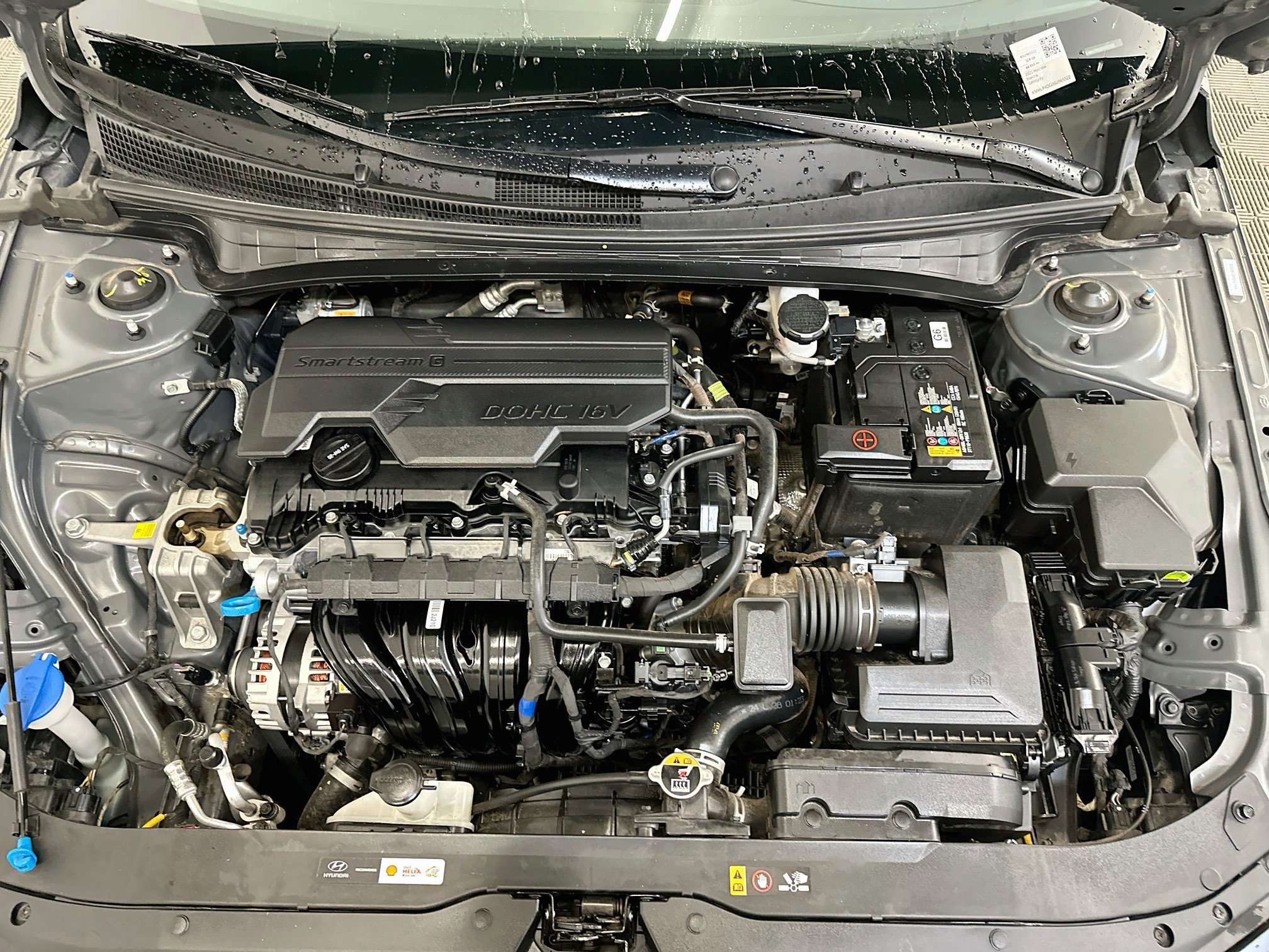 Used 2025 Hyundai Elantra Limited FWD image 34
