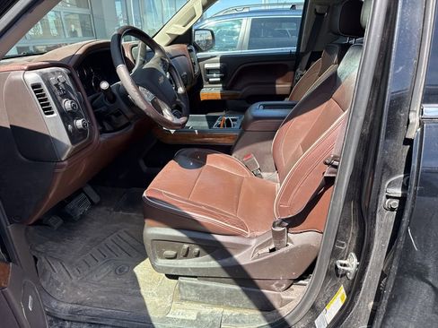 Used 2017 Chevrolet Silverado 1500 High Country AWD/4WD image 7