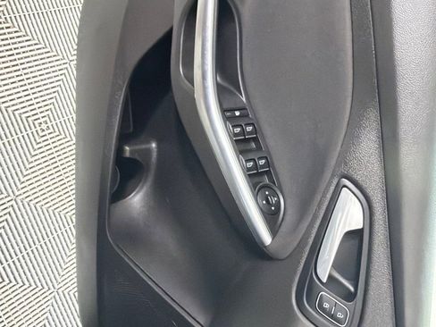 Used 2016 Ford Focus ST FWD image 10