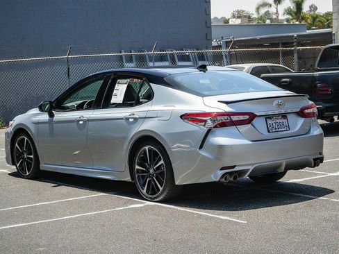 Used 2018 Toyota Camry XSE w/ Driver Assist Package FWD image 4