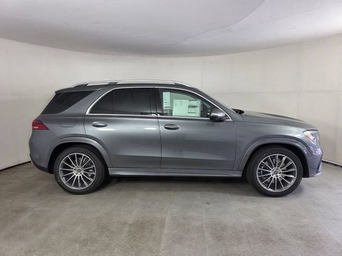 New 2026 Mercedes-Benz GLE 450 4MATIC image 3