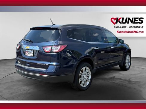 Used 2015 Chevrolet Traverse LT w/ Style and Technology Package FWD image 10