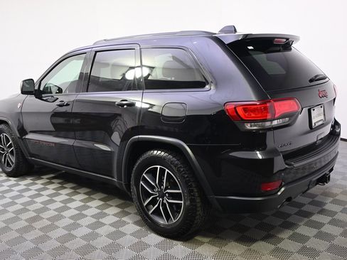 Used 2020 Jeep Grand Cherokee Trailhawk AWD/4WD image 3