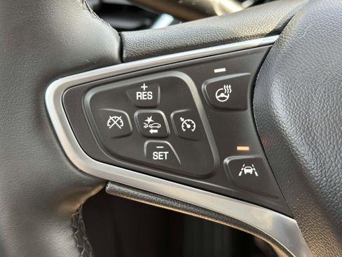 Used 2023 Chevrolet Equinox LT image 14