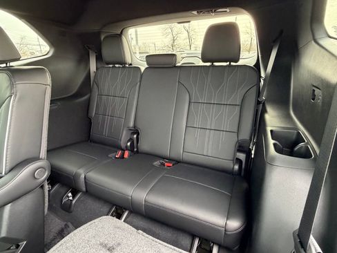 New 2026 Buick Enclave Avenir w/ Super Cruise Package image 17