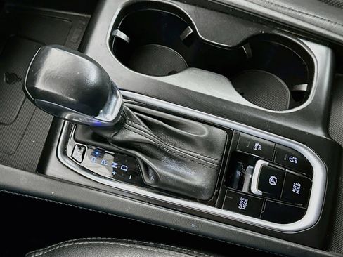 Used 2020 Hyundai Santa Fe SEL w/ Convenience + Premium Package FWD image 24